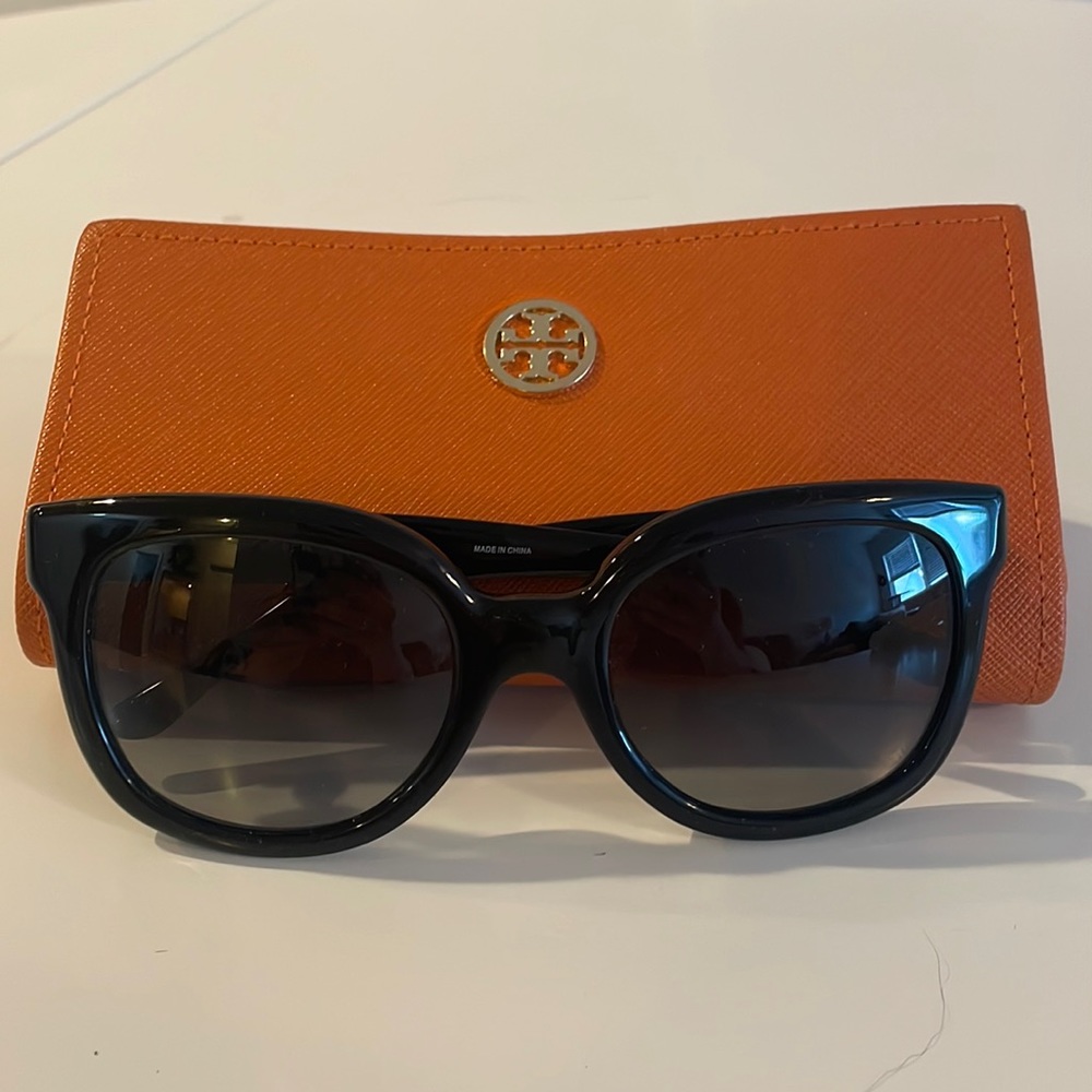 Tory Burch Black Oversized Polarized Sunglasses